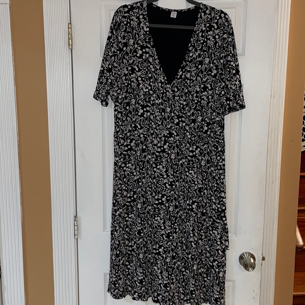 Black floral pattern dress-Old Navy-XXL tall